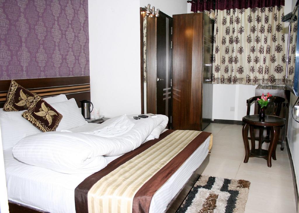 Hotel Milllennium 2000 Dx New Delhi